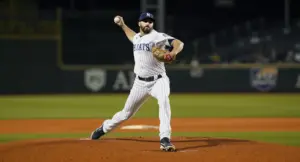 MLB Run Line Strategy Explained: When -1.5 Beats the Moneyline